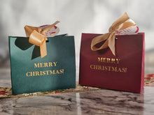 Load image into Gallery viewer, Festive Wax Melt Gift Set