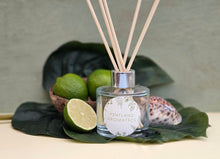 Load image into Gallery viewer, Handmade Reed Diffuser - Coconut and Lime
