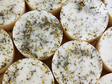 Load image into Gallery viewer, Botanical Wax Melt - Highland Glen