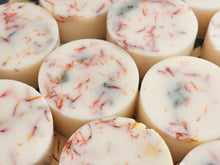 Load image into Gallery viewer, Botanical Wax Melt - Lime, Basil and Mandarin