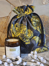 Load image into Gallery viewer, Wash Bag and Candle Gift Set