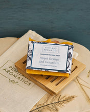 Load image into Gallery viewer, Soap and Dish Set