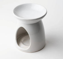 Load image into Gallery viewer, Oil Burner / Wax Melter - White
